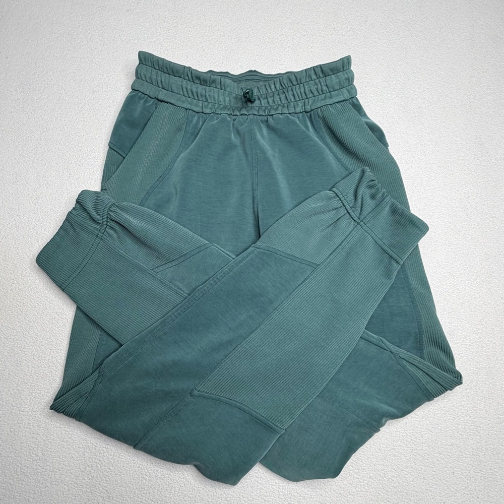 Lululemon Brushed Softstreme Ribbed High-Rise Jogger•Green Jasper - Picture 5 of 16